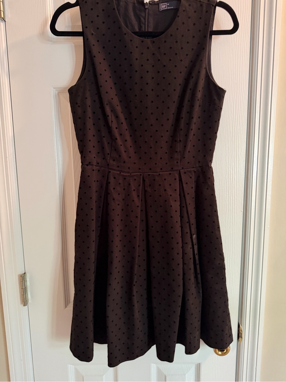 GAP Black Sleeveless Polka Dot Midi Dress